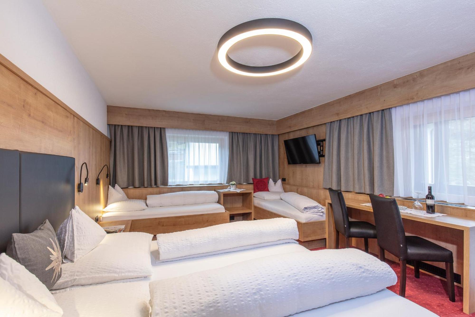 Pension Jaqueline Sölden Exteriér fotografie